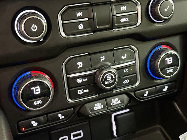 Used 2023 Chevrolet Suburban RST image 17