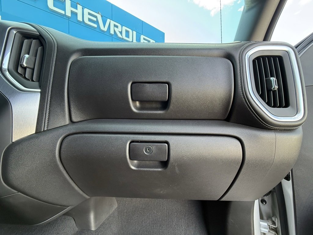 Used 2019 GMC Sierra 1500 SLT w/ Max Trailering Package image 9