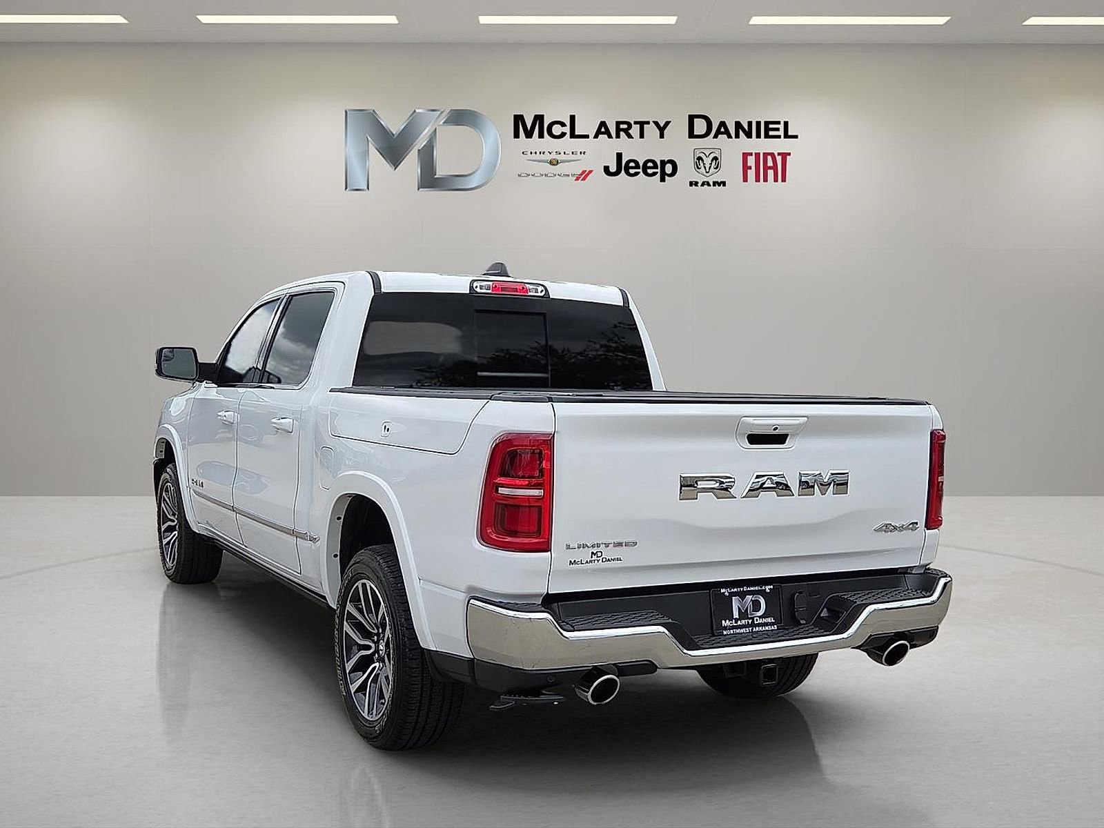 Used 2025 RAM 1500 Limited AWD/4WD image 4