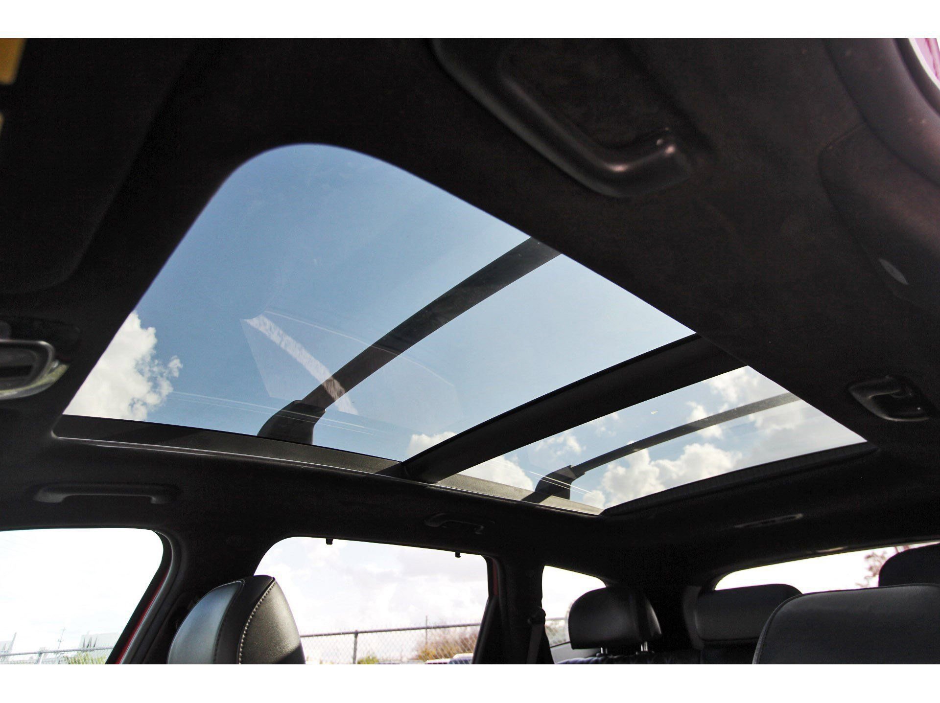 Used 2023 Hyundai Santa Fe Calligraphy image 32