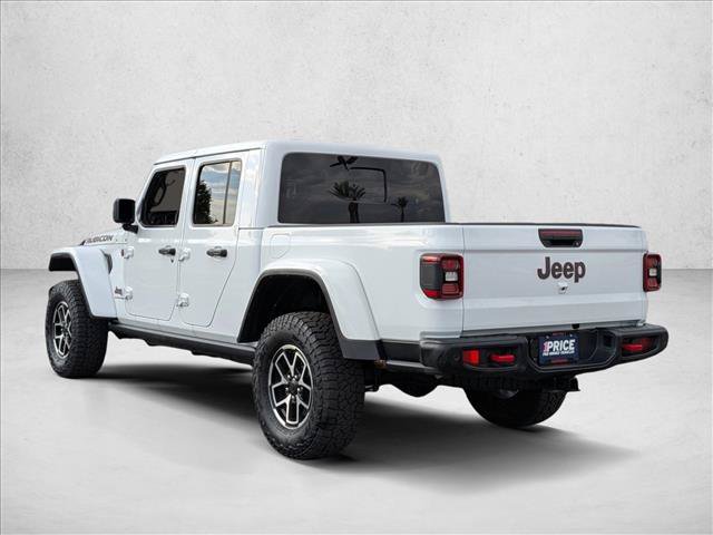 Used 2025 Jeep Gladiator Rubicon AWD/4WD image 9