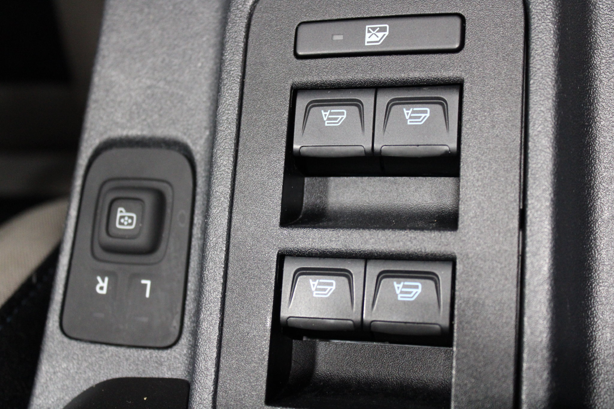 Used 2022 Ford Bronco Wildtrak AWD/4WD image 38