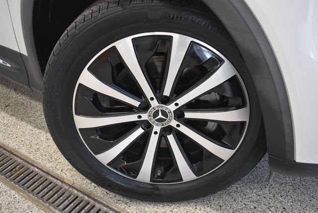 Used 2022 Mercedes-Benz GLB 250 4MATIC image 30