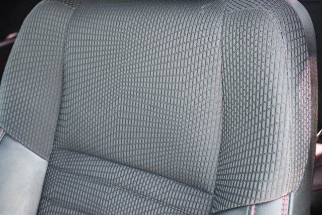 Used 2016 Toyota Camry SE FWD image 25