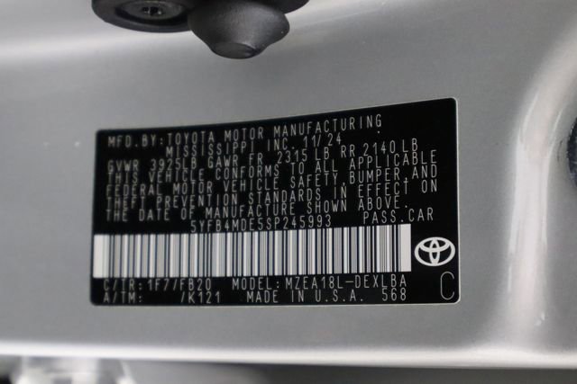 Used 2025 Toyota Corolla LE FWD image 33