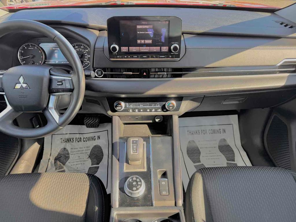 Used 2022 Mitsubishi Outlander ES image 24