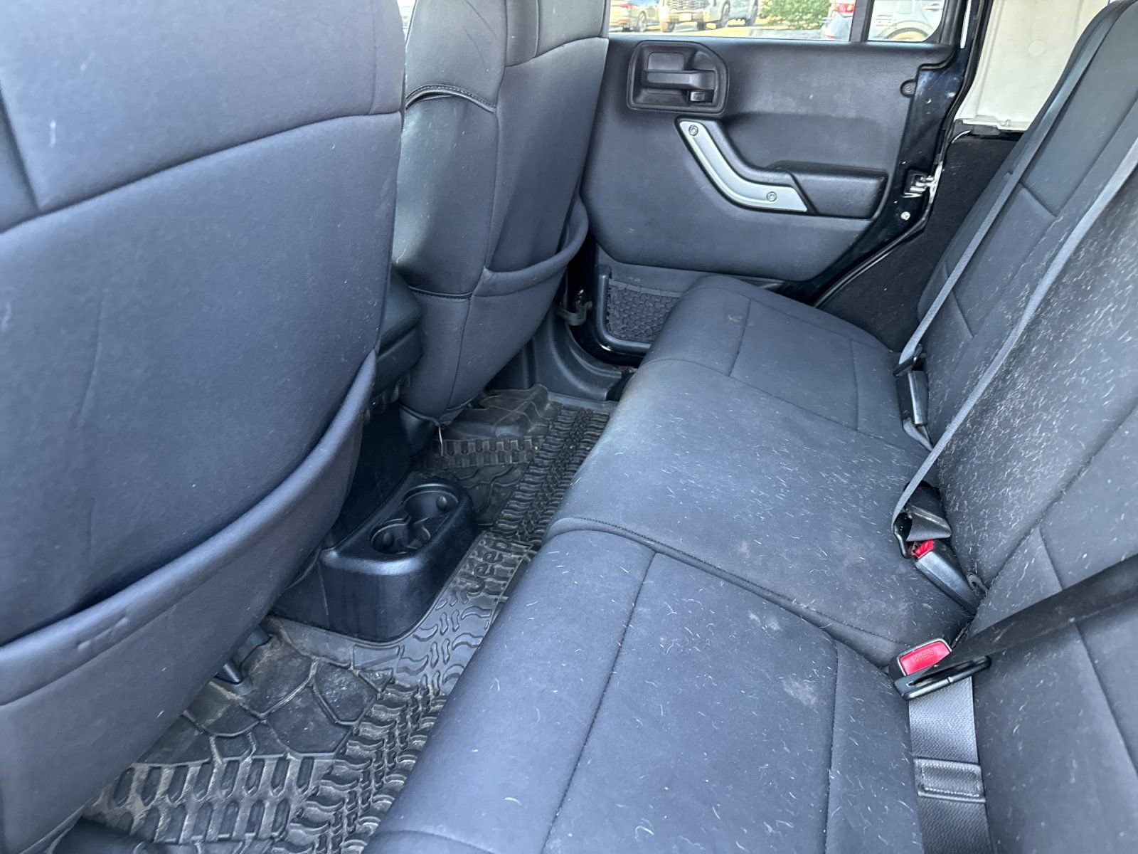 Used 2012 Jeep Wrangler Unlimited Rubicon w/ Dual Top Group AWD/4WD image 12