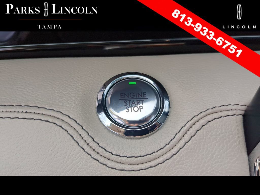 Certified 2024 Lincoln Navigator Premiere image 32