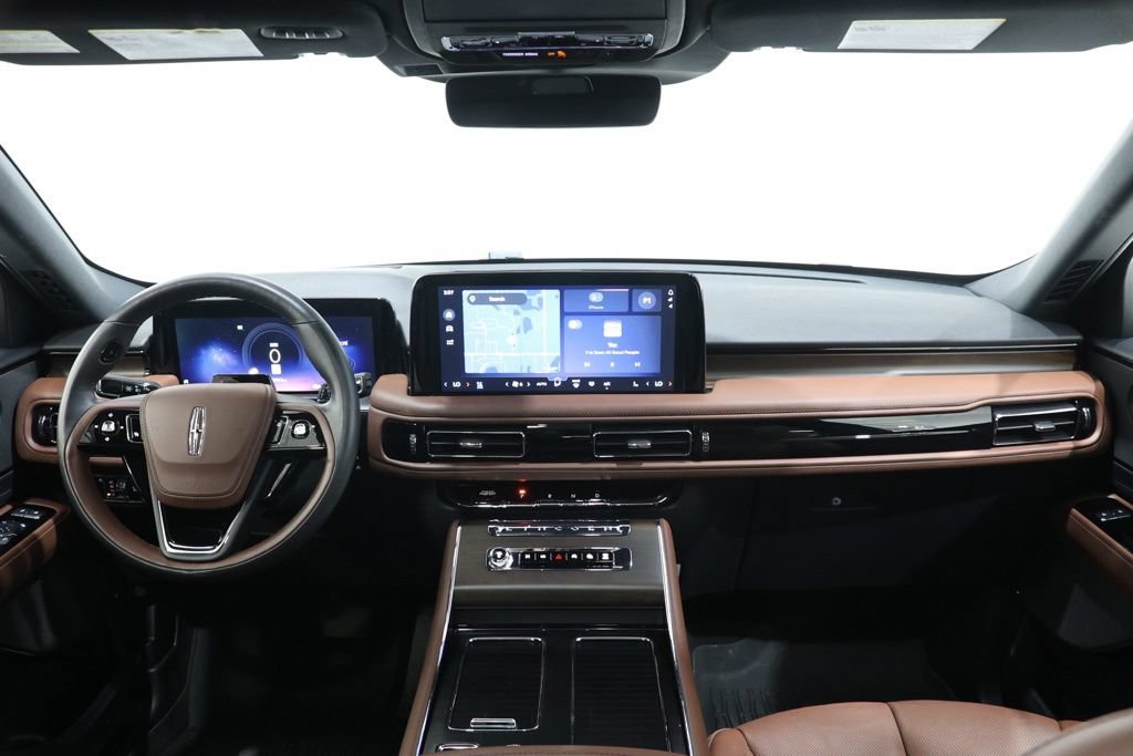 Used 2025 Lincoln Aviator Reserve w/ Illumination Package AWD/4WD image 15