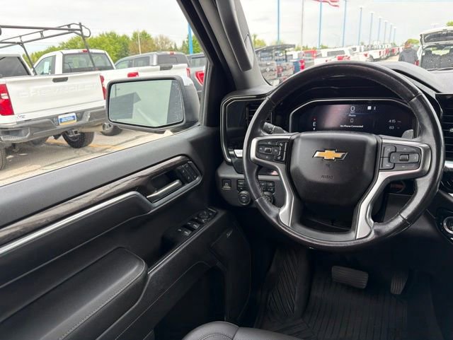 Used 2022 Chevrolet Silverado 1500 LTZ w/ LTZ Premium Package AWD/4WD image 19