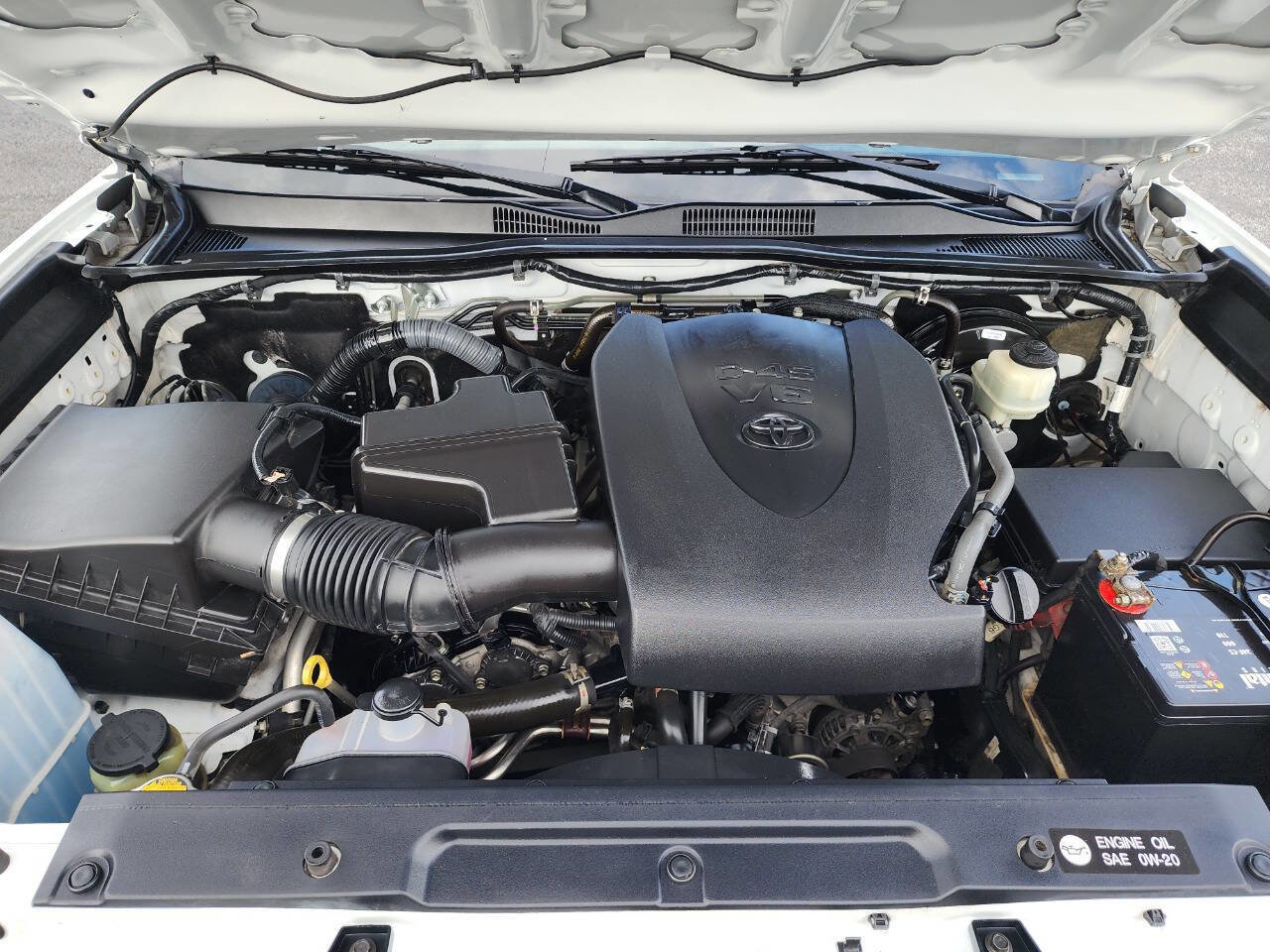 Used 2016 Toyota Tacoma SR5 image 40