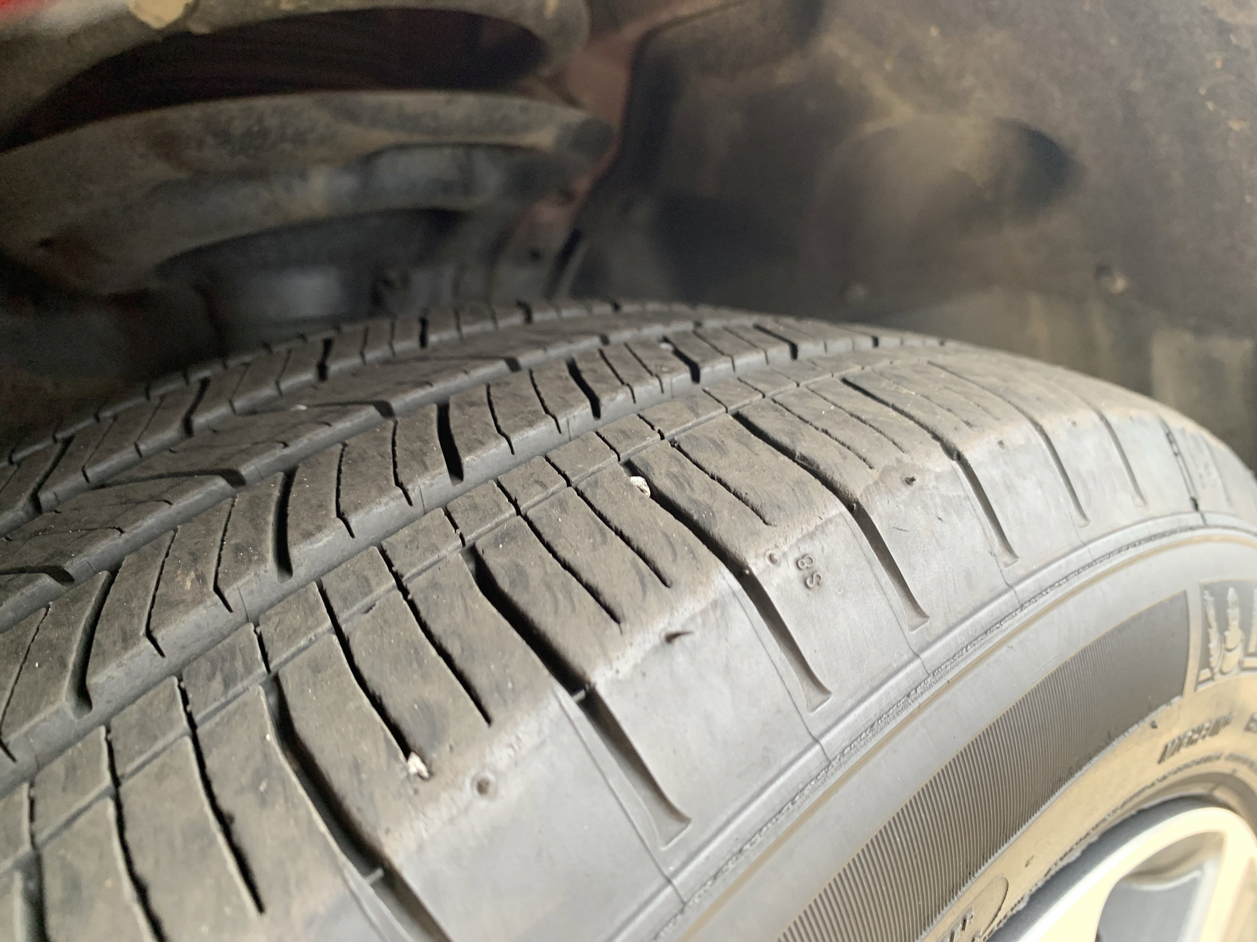 Certified 2021 Lexus ES 250 w/ Premium Package image 12