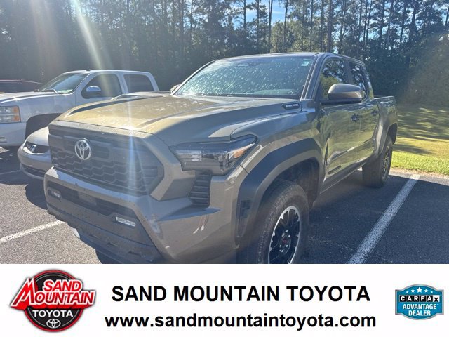 Used 2024 Toyota Tacoma TRD Off-Road AWD/4WD image 1
