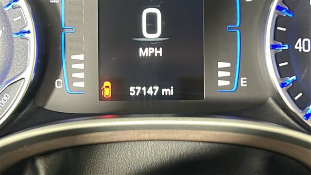 Used 2022 Chrysler Voyager LX FWD image 18