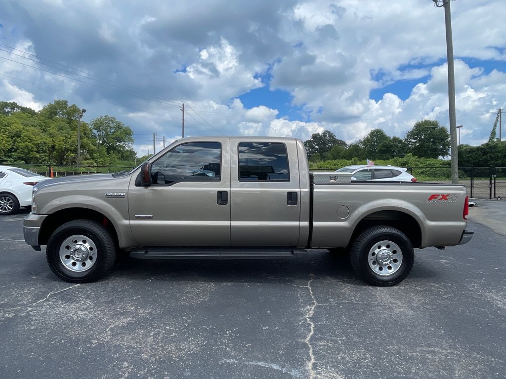 Used 2006 Ford F250 4x4 Crew Cab Super Duty image 3