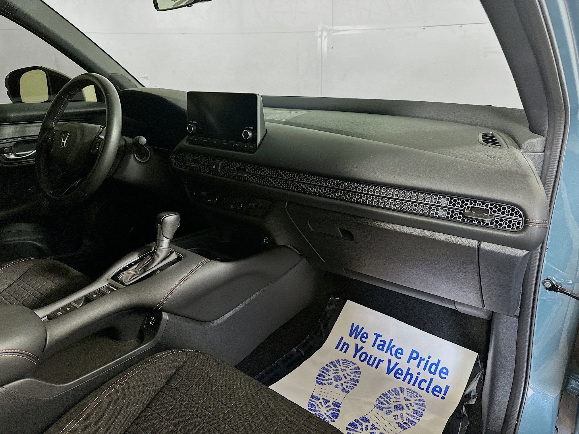 Used 2024 Honda HR-V Sport image 27