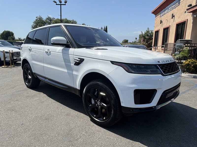 Used 2018 Land Rover Range Rover Sport HSE AWD/4WD image 20