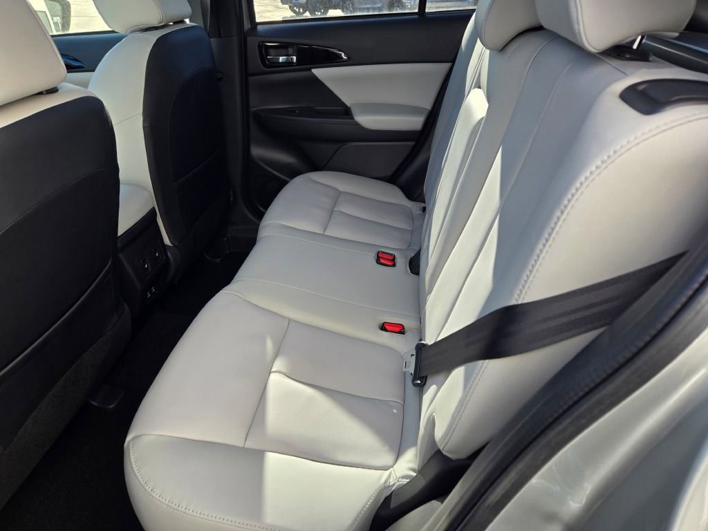 New 2026 Mitsubishi Eclipse Cross SEL image 14