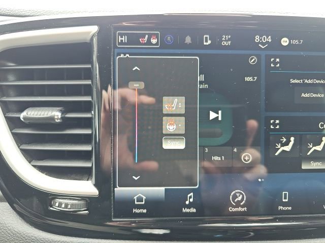 Used 2023 Chrysler Pacifica Touring-L image 21