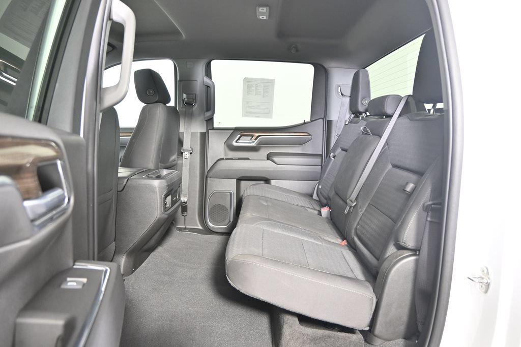 Used 2023 Chevrolet Silverado 1500 RST w/ Rally Edition AWD/4WD image 17