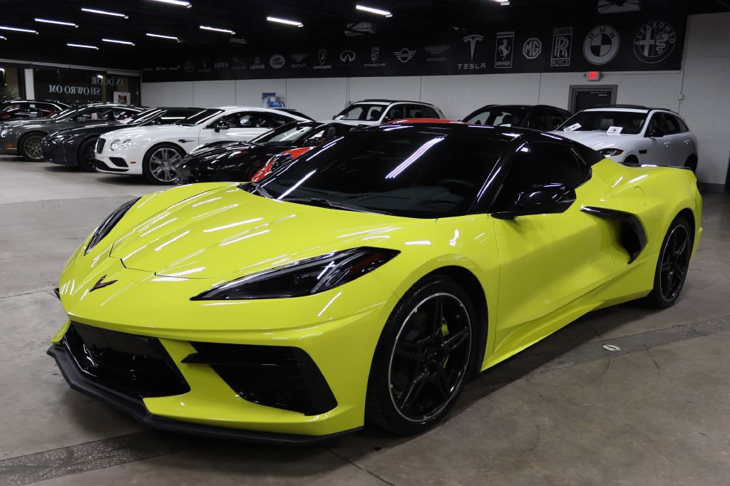 Used 2024 Chevrolet Corvette Stingray Convertible w/ Battery Protection Package image 1