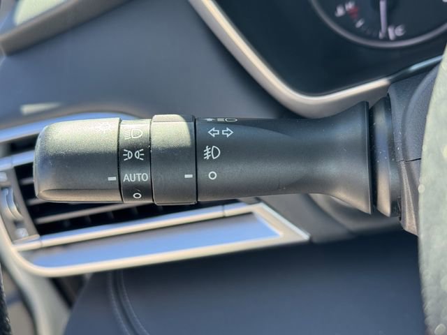 Used 2021 Subaru Legacy Limited image 24