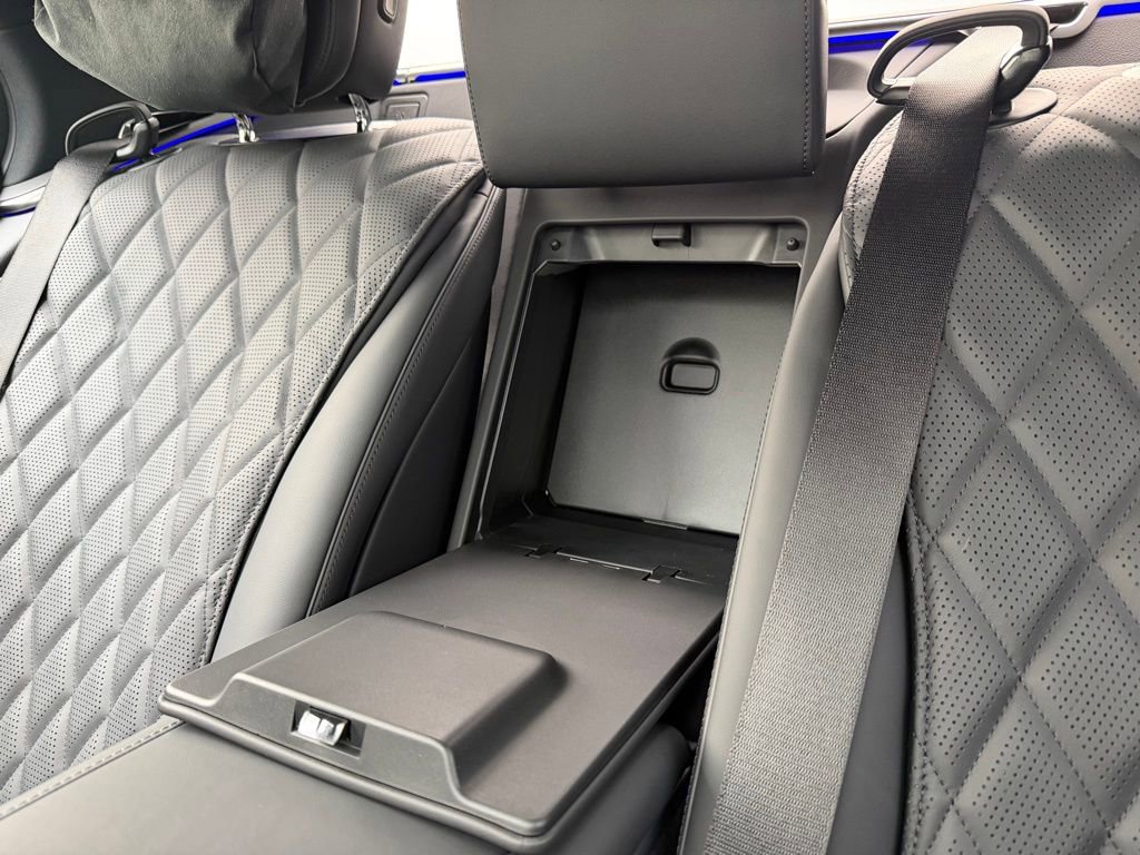 New 2026 Mercedes-Benz S 580 4MATIC Sedan image 35