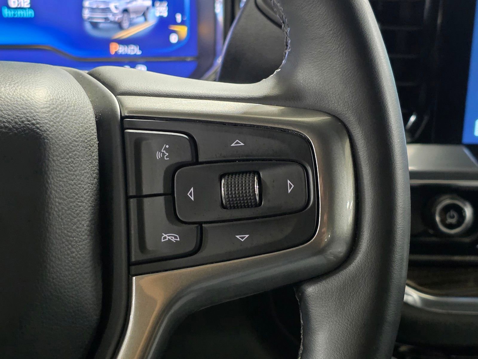 Used 2025 Chevrolet Silverado 2500 LT w/ Convenience Package AWD/4WD image 34