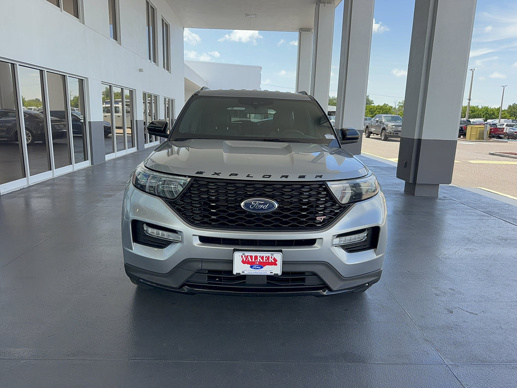 Certified 2022 Ford Explorer ST w/ ST Street Pack RWD image 3