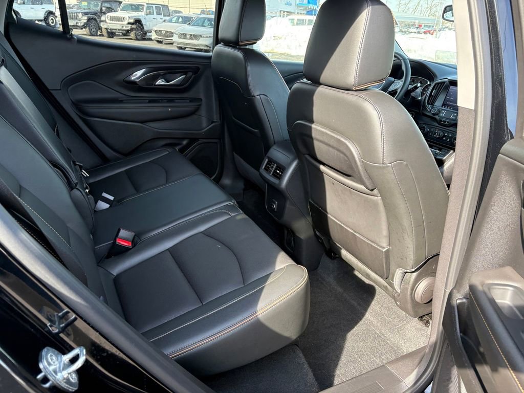 Used 2023 GMC Terrain AT4 w/ Infotainment Package II AWD/4WD image 12