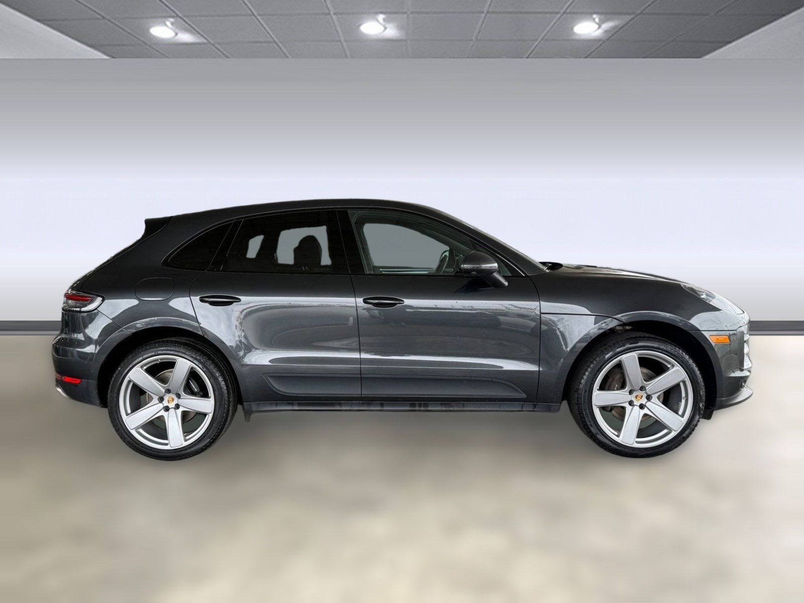 Used 2020 Porsche Macan AWD image 8