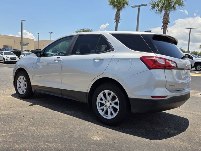 Certified 2021 Chevrolet Equinox LS w/ LS Convenience Package FWD image 4
