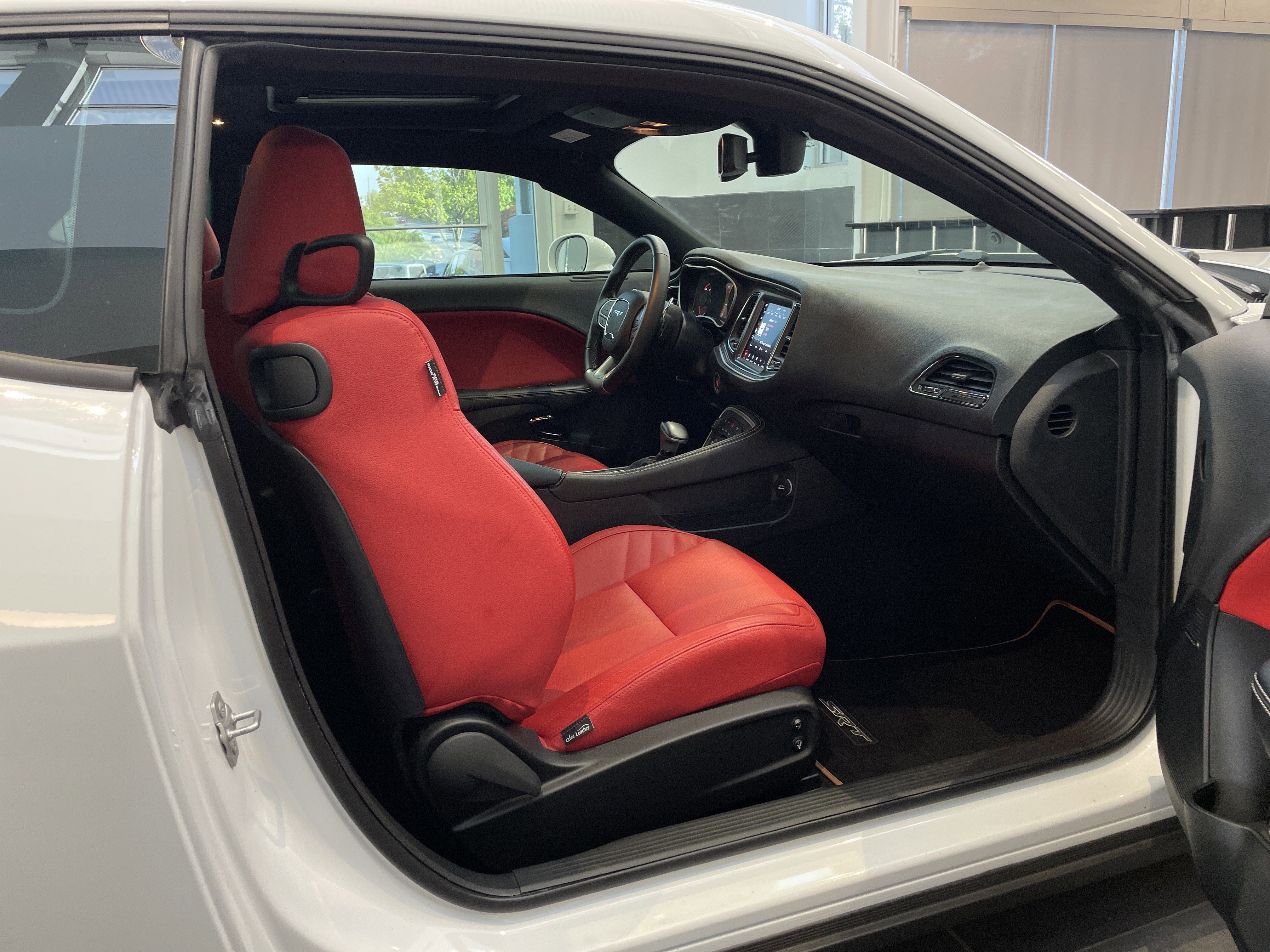 Used 2020 Dodge Challenger SRT Hellcat Redeye image 38