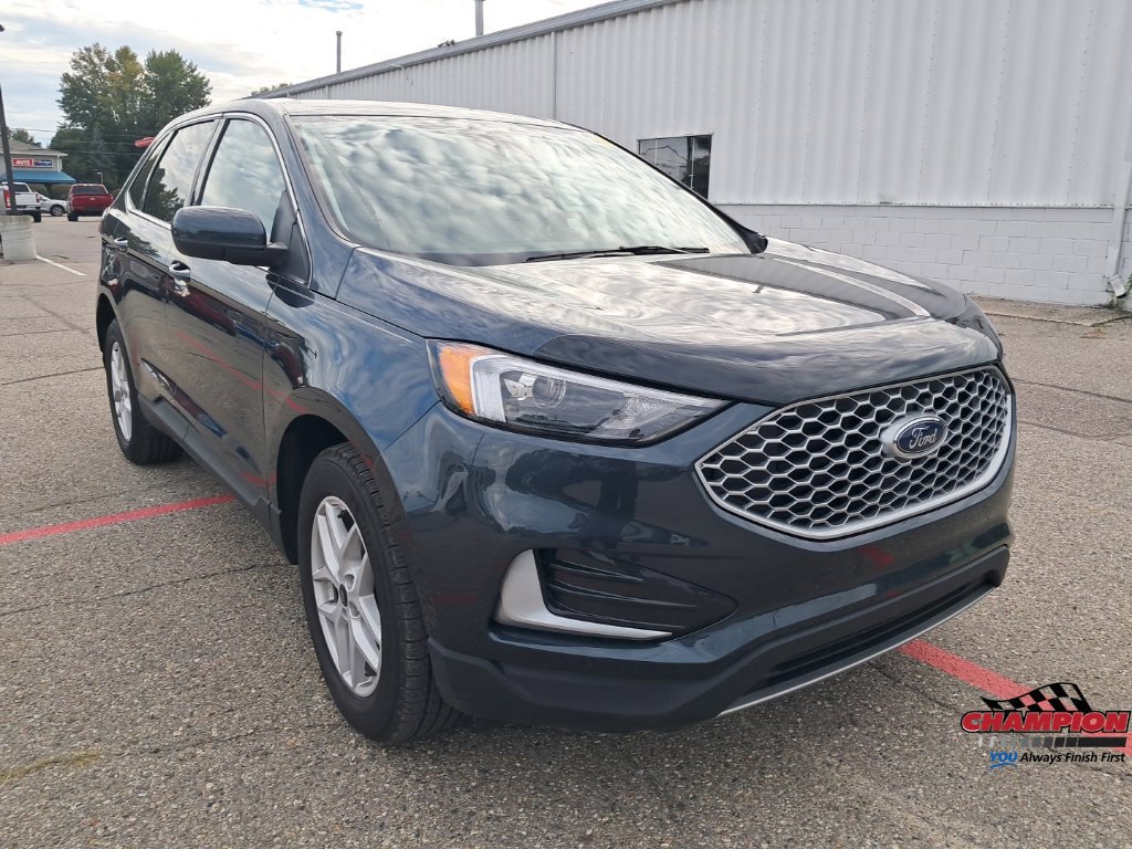Used 2023 Ford Edge SEL AWD/4WD image 9