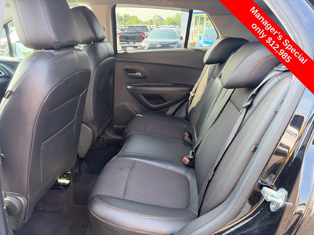 Used 2019 Chevrolet Trax LT w/ LT Convenience Package AWD/4WD image 23
