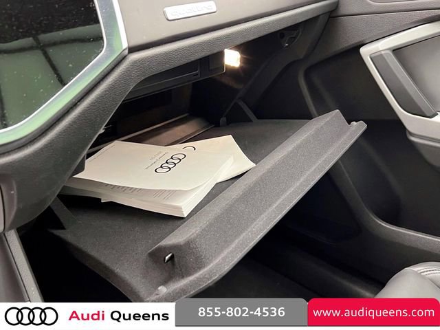 Used 2023 Audi Q3 2.0T Premium Plus w/ Premium Plus Package AWD/4WD image 35