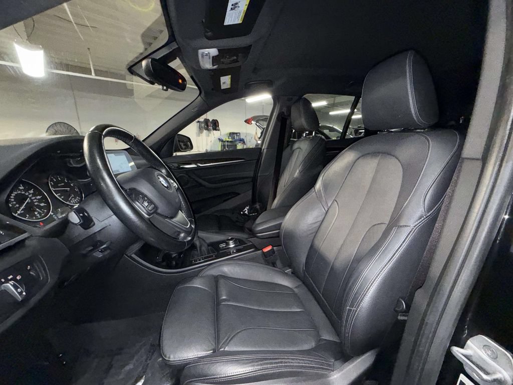 Used 2018 BMW X1 xDrive28i AWD/4WD image 2