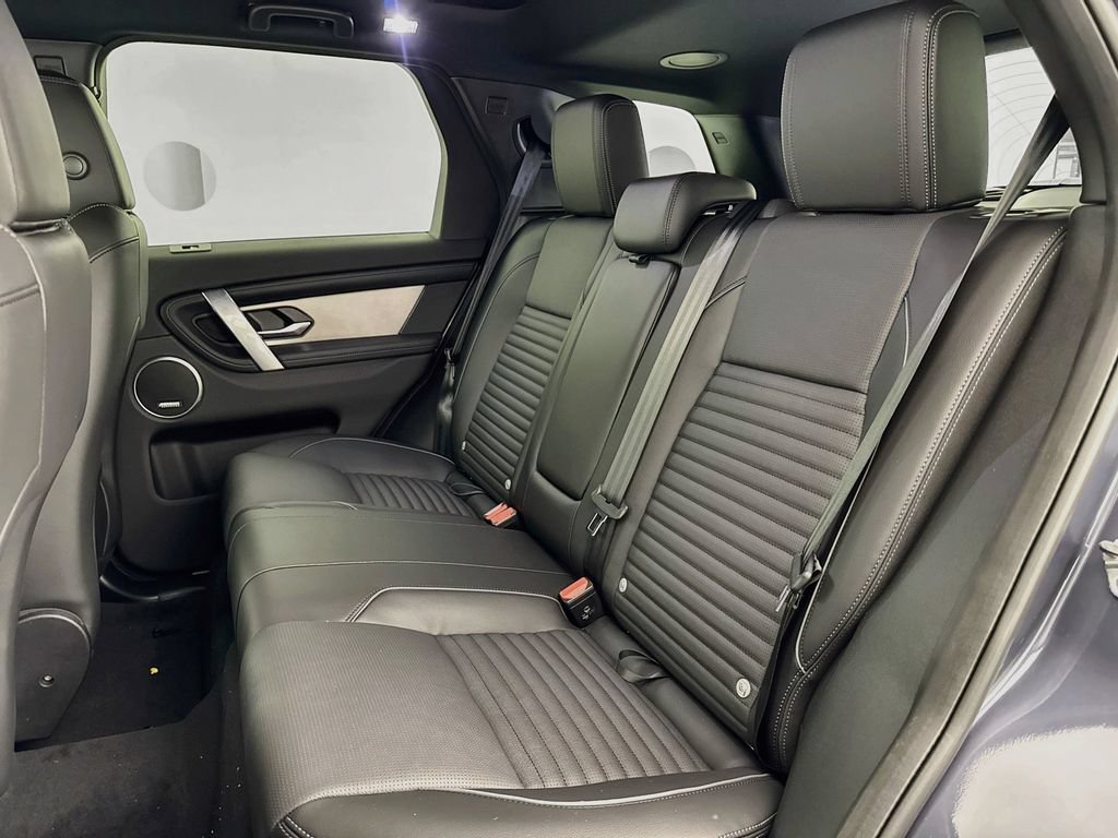 New 2026 Land Rover Discovery Sport Landmark AWD/4WD image 25