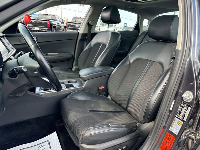 Used 2019 Kia Optima S w/ S Panoramic Sunroof Package FWD image 11