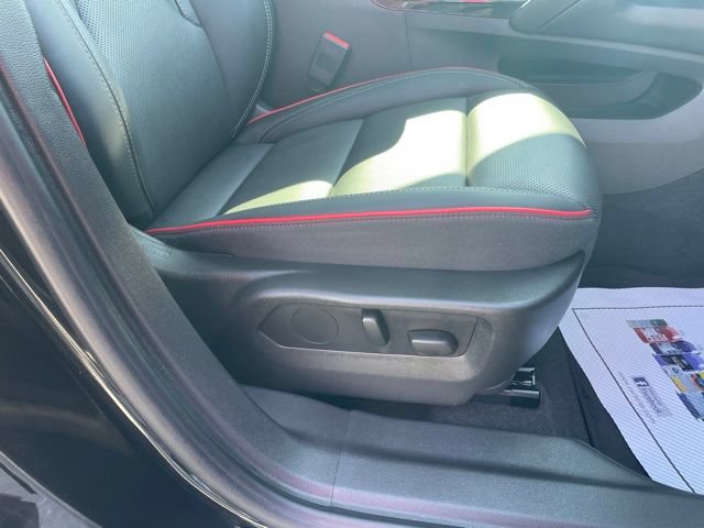 Used 2023 Buick Envision Essence w/ Sport Touring Package AWD/4WD image 19