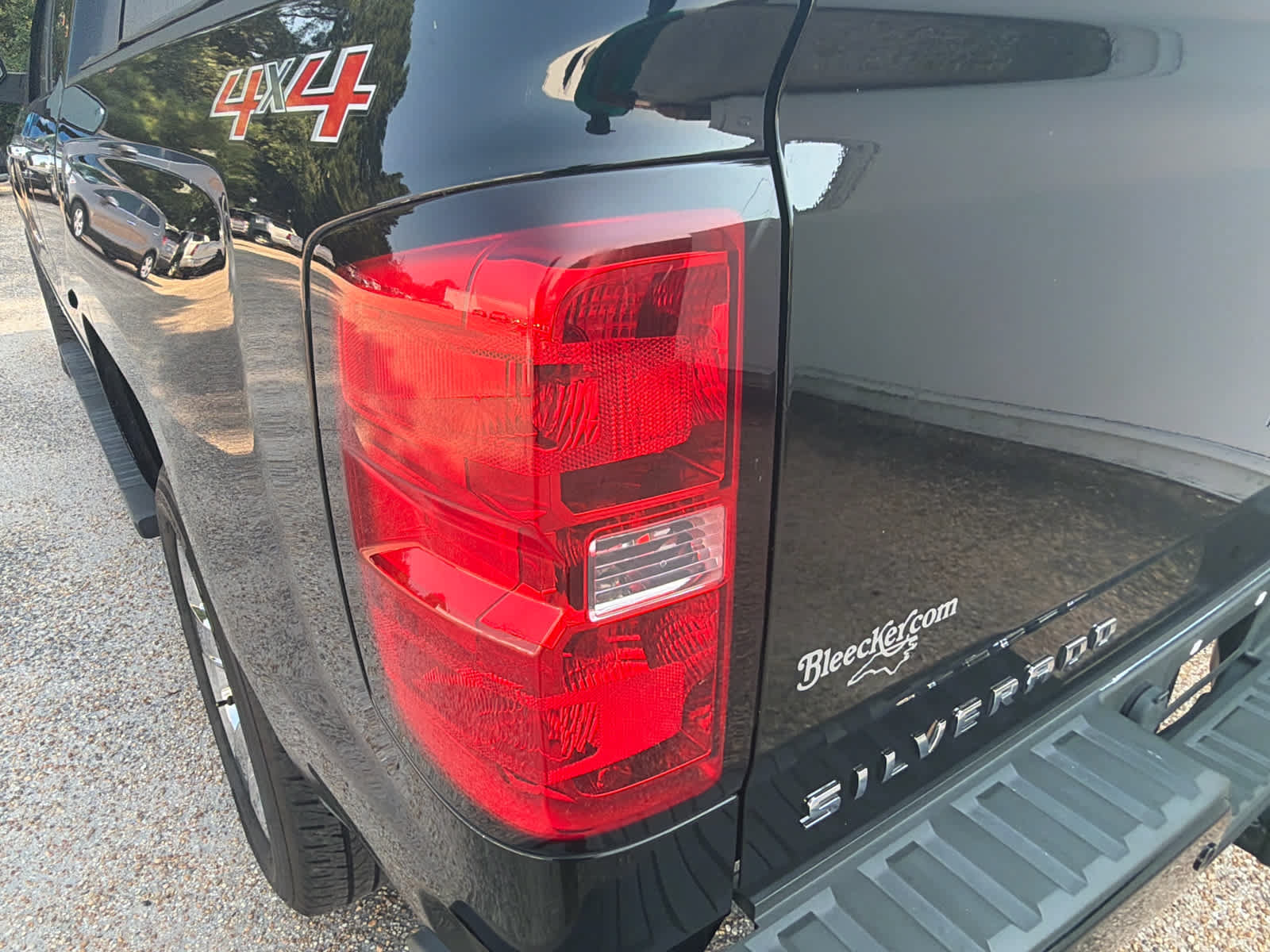 Used 2015 Chevrolet Silverado 1500 LTZ w/ Custom Sport Edition AWD/4WD image 16