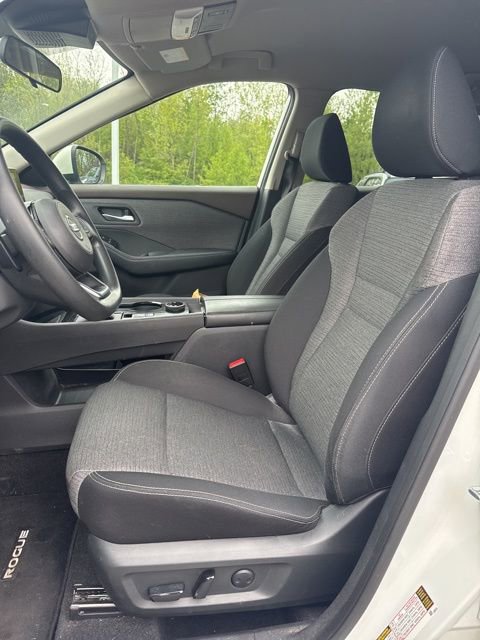 Certified 2021 Nissan Rogue SV AWD/4WD image 9