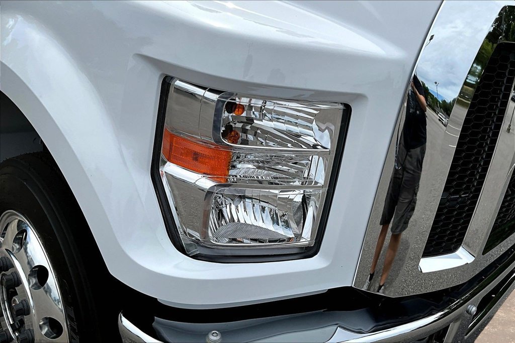 Used 2027 Ford F650 2WD Regular Cab Super Duty image 28