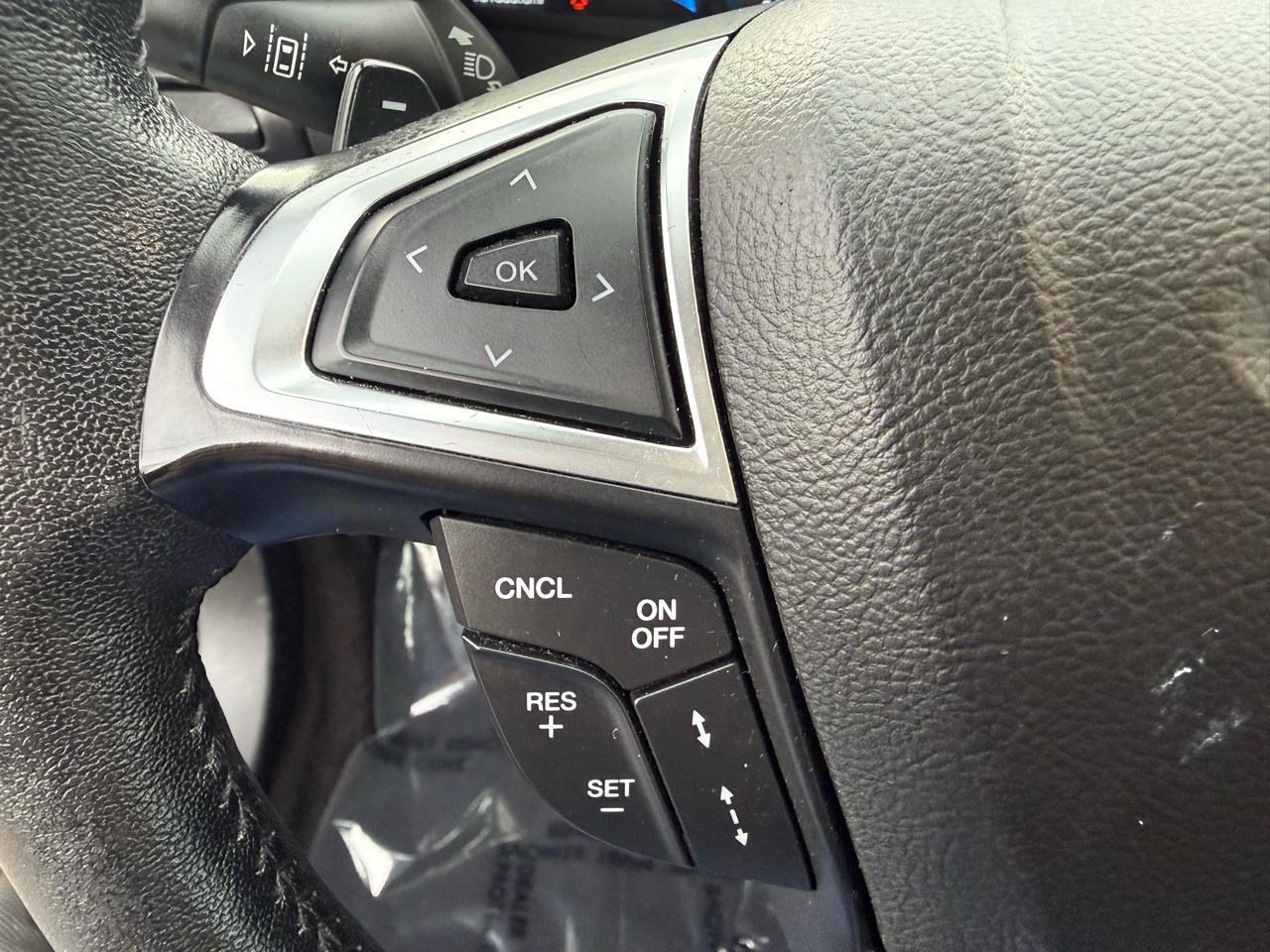 Used 2020 Ford Fusion Titanium image 21