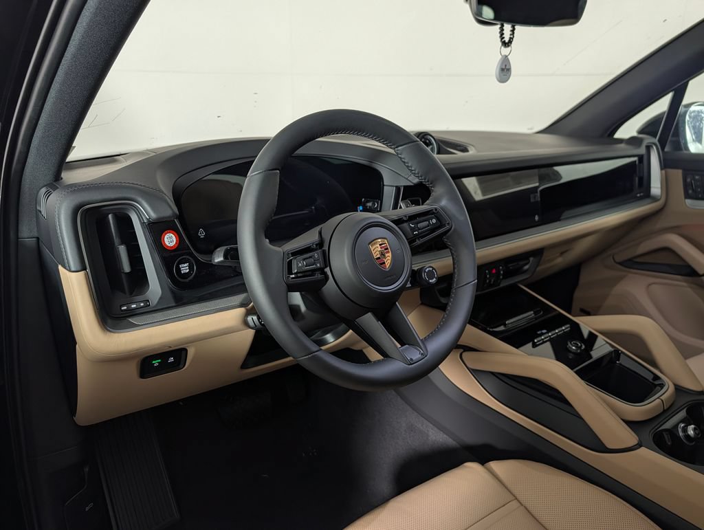 New 2026 Porsche Cayenne AWD/4WD image 4