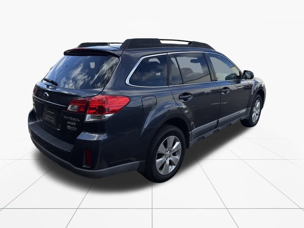 Used 2011 Subaru Outback 2.5i Premium w/ All-Weather Pkg image 9