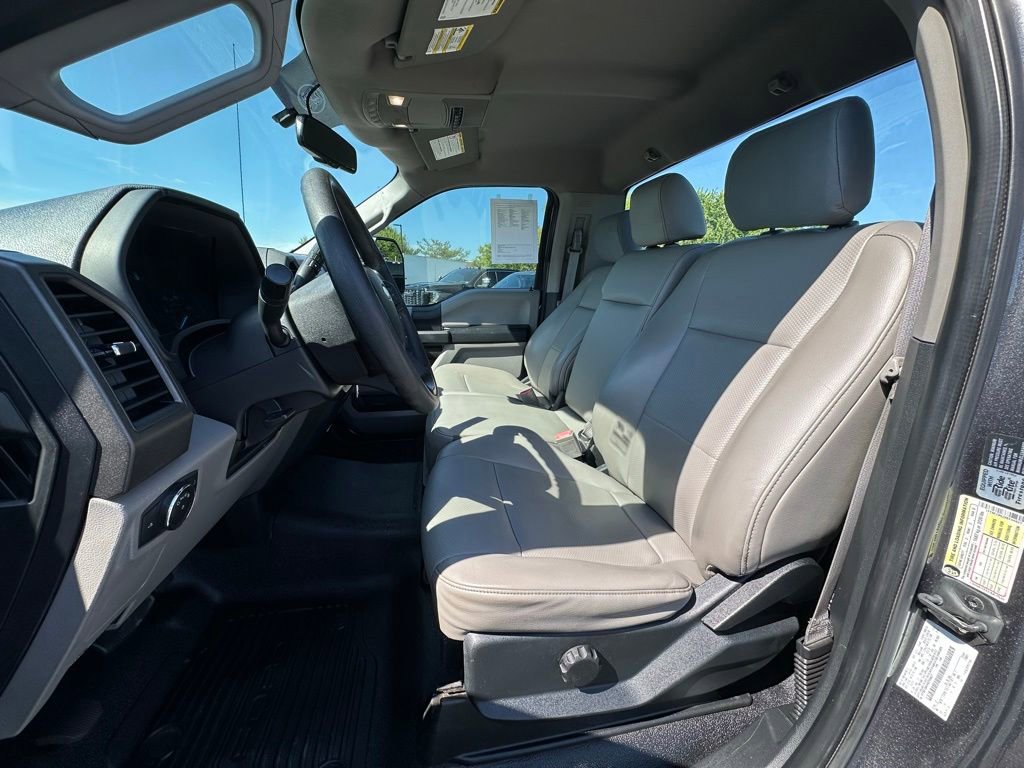 Used 2017 Ford F250 XL w/ Power Equipment Group AWD/4WD image 4
