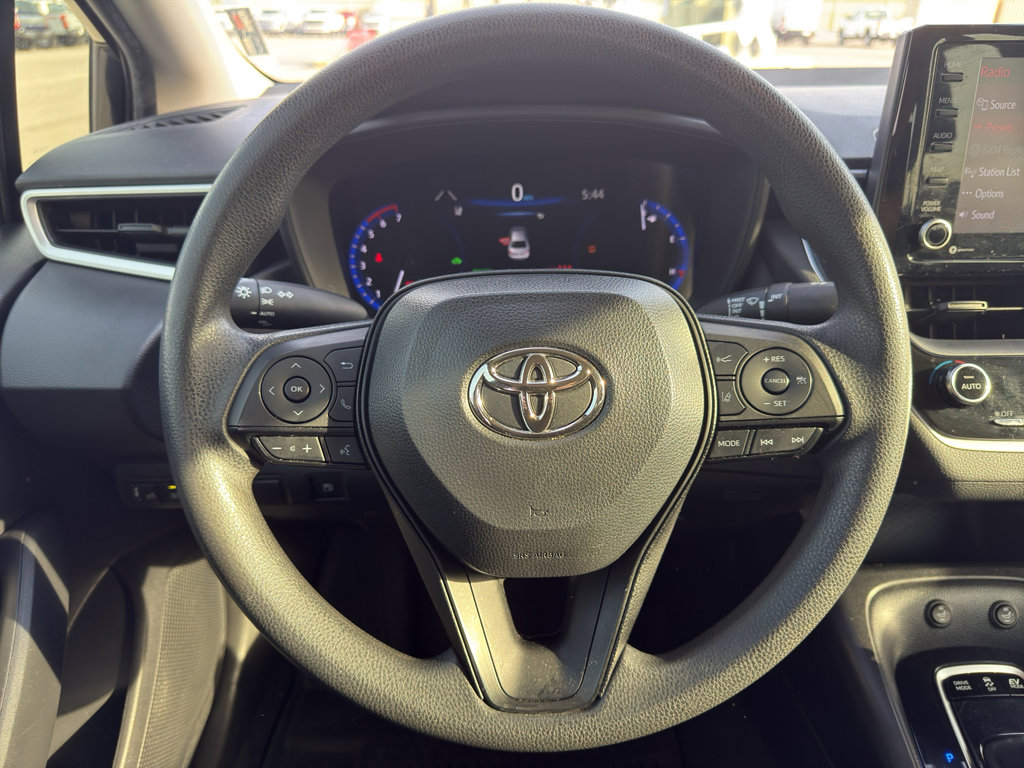 Used 2022 Toyota Corolla LE FWD image 27