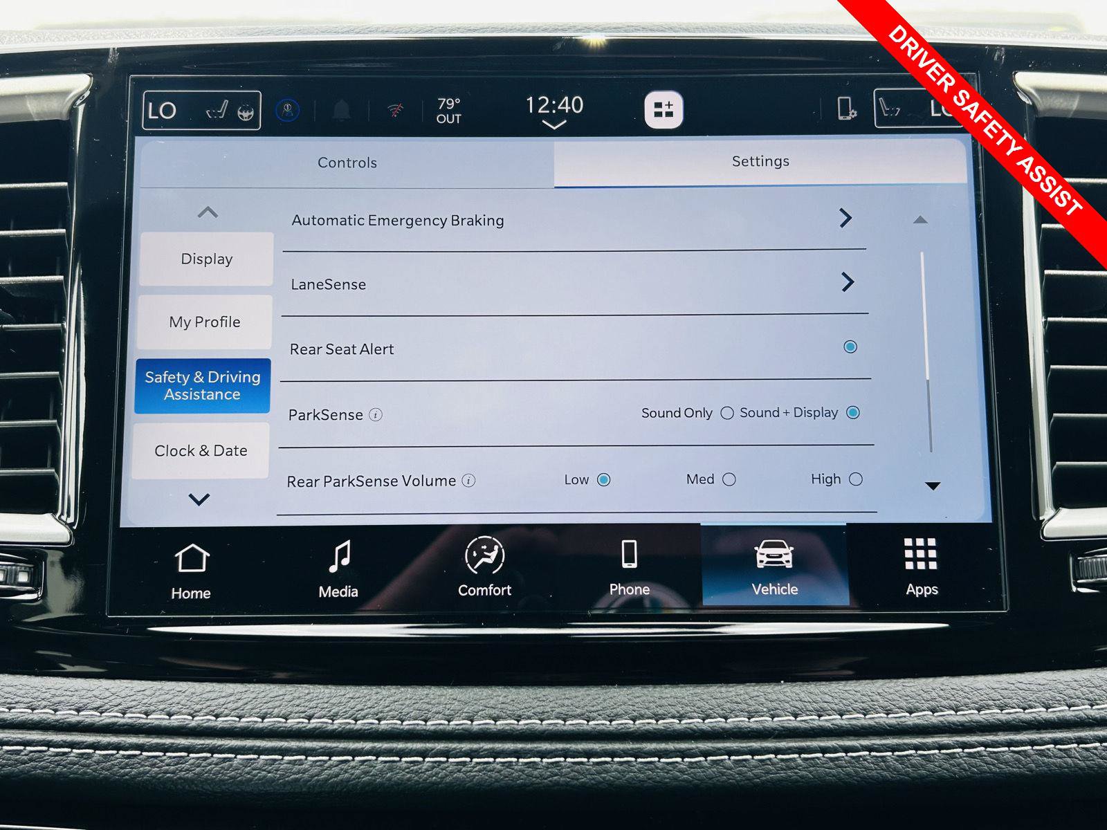 New 2027 Chrysler Pacifica Select FWD image 6