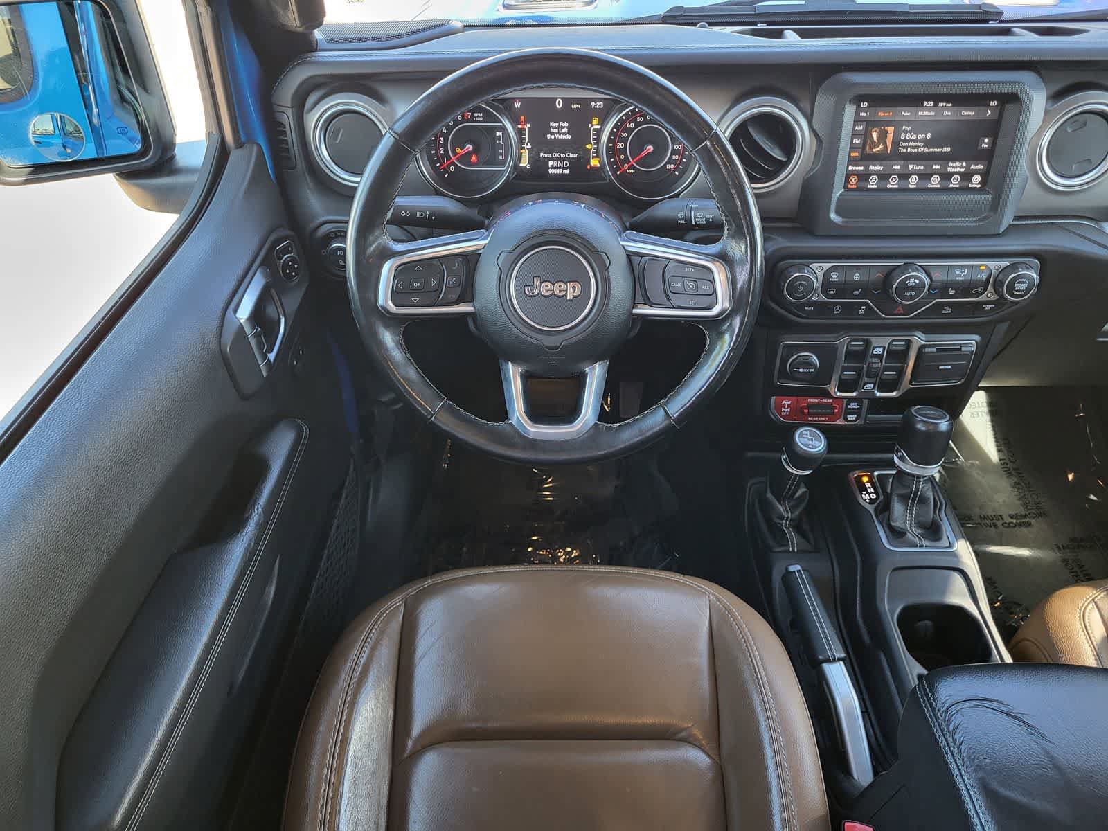Used 2020 Jeep Gladiator Rubicon w/ LED Lighting Group AWD/4WD image 26